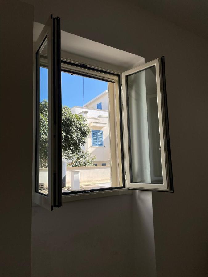 לידו מריני Villa Ticia A 100 Metri Dalla Spiaggia Con Parcheggio Privato מראה חיצוני תמונה