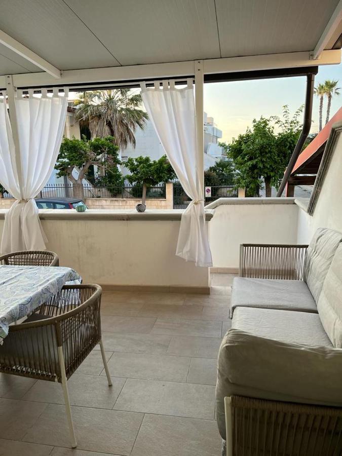 לידו מריני Villa Ticia A 100 Metri Dalla Spiaggia Con Parcheggio Privato מראה חיצוני תמונה